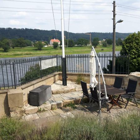Ferienwohnung An Der Elbe Drezno Zewnętrze zdjęcie